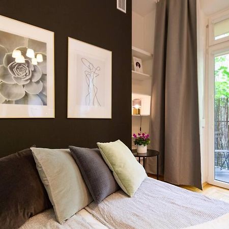 May C Studio W/Balcony คราคูฟ ภายนอก รูปภาพ